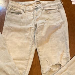 American Eagle light wash jeans